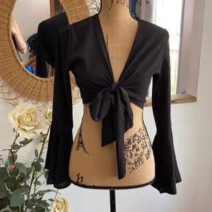 Black Bell sleeves crop top front tie